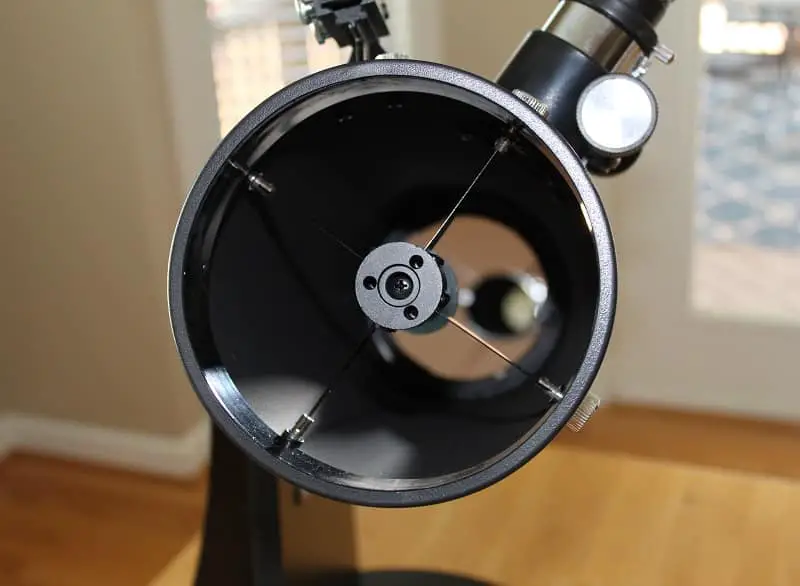 reflector telescope aperture - view of the primary mirror