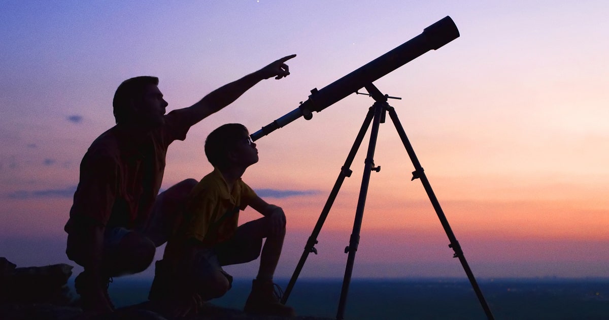 Best Telescope for Beginners (Our Top 10 for 2022)